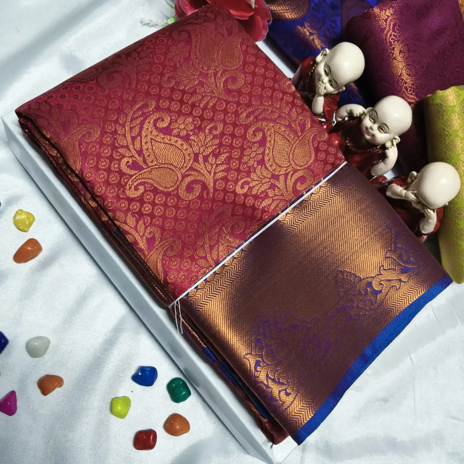 Vastharakala Royal Paisley Zari Brocade Soft Silk Saree